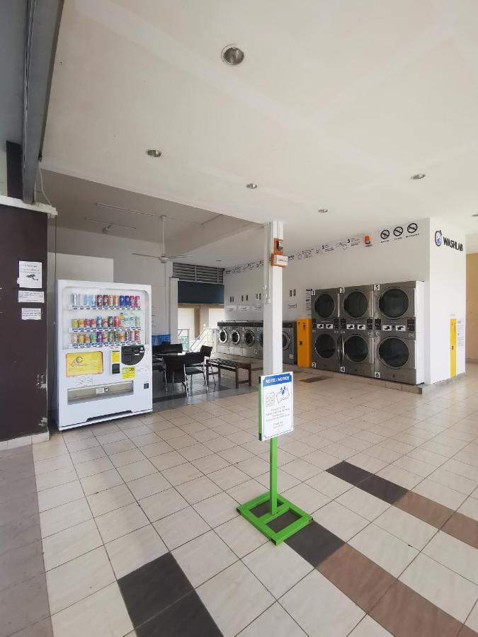 Putatan Platinum Apartment With Pool كوتا كينابالو المظهر الخارجي الصورة