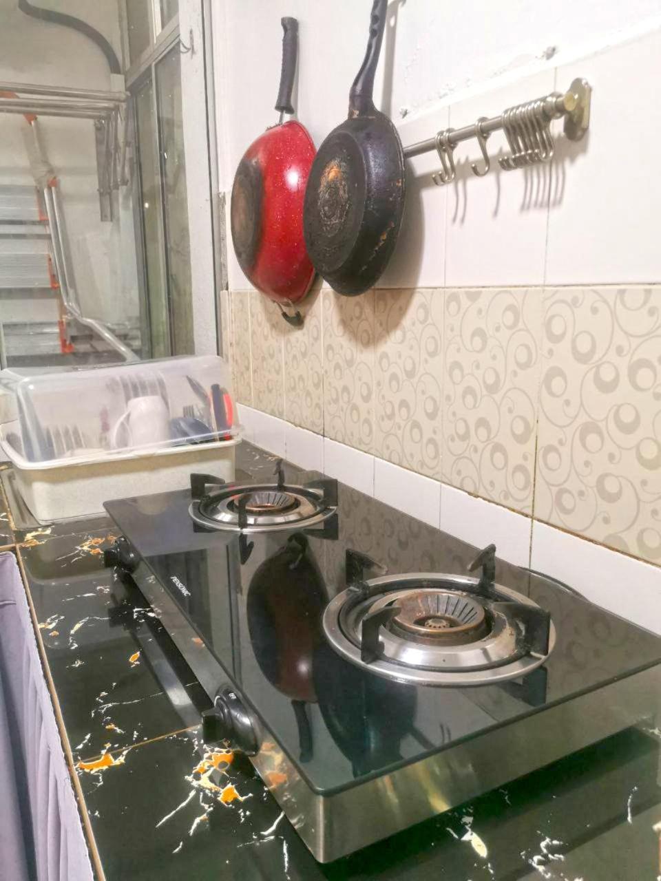 Putatan Platinum Apartment With Pool كوتا كينابالو المظهر الخارجي الصورة
